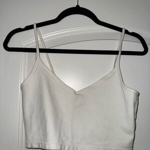 Aritzia Sunday Best crop tank top